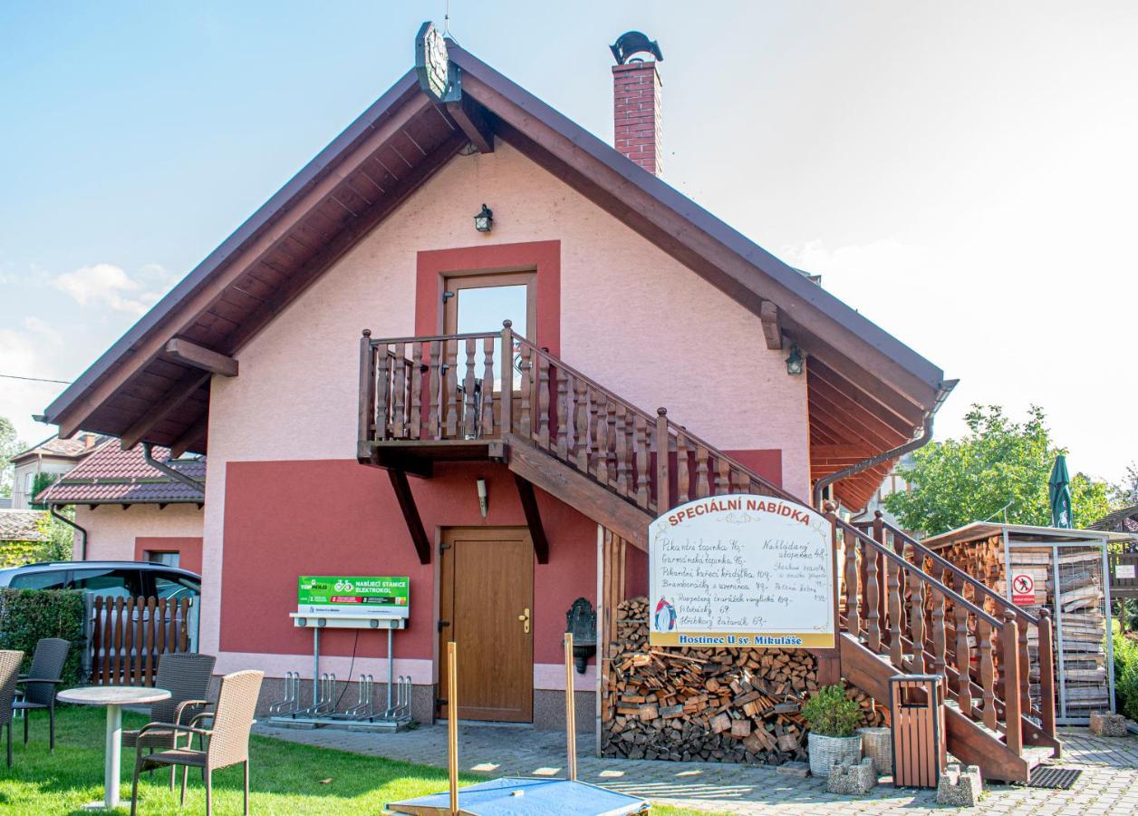 Hostinec a penzion U sv. Mikuláše Hať Esterno foto