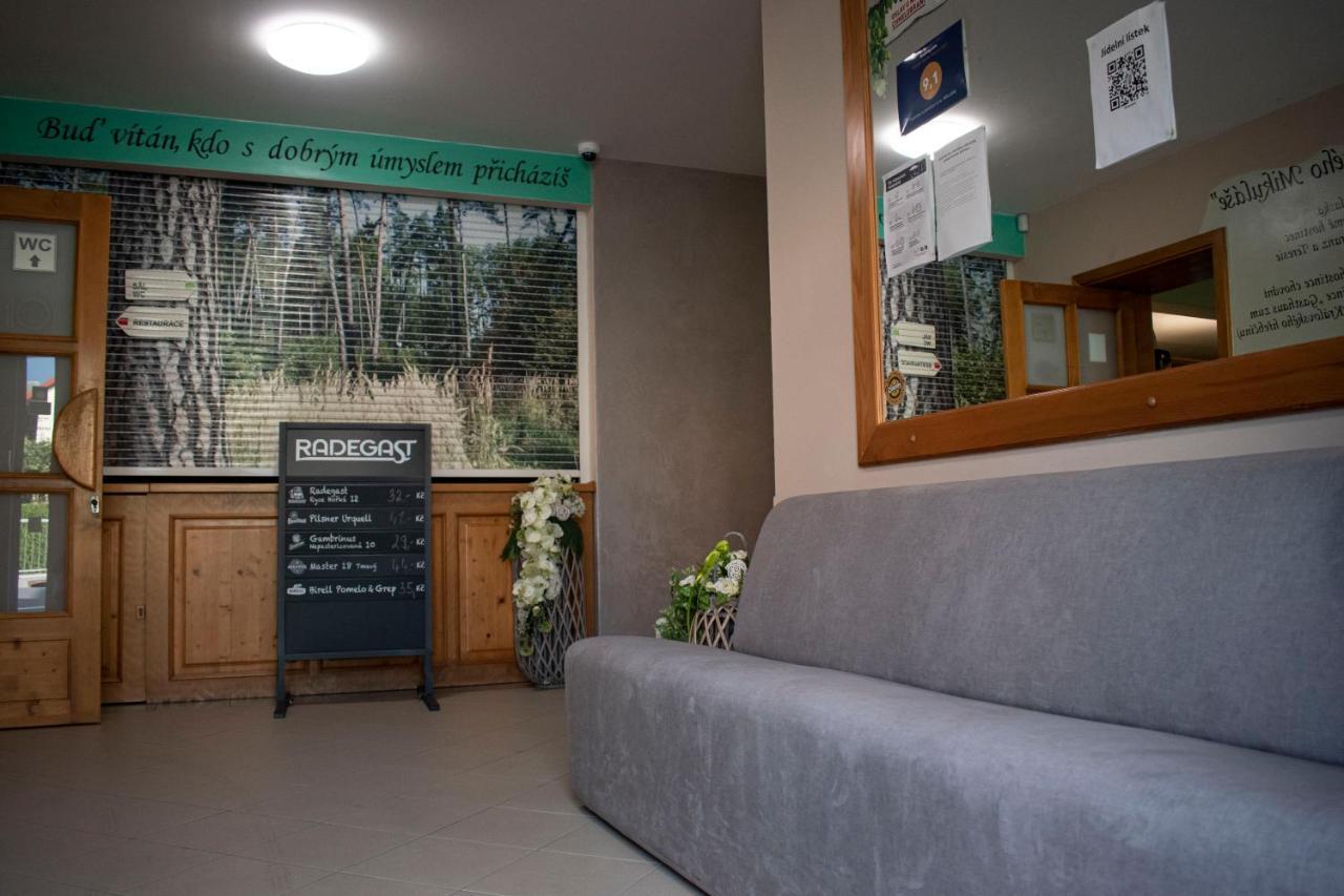 Hostinec a penzion U sv. Mikuláše Hať Esterno foto