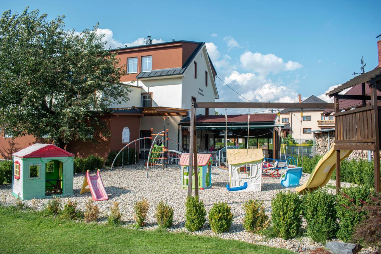 Hostinec a penzion U sv. Mikuláše Hať Esterno foto