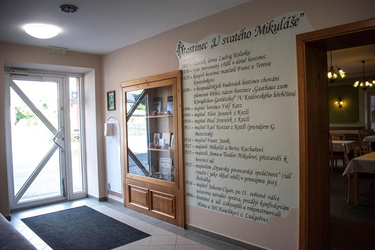 Hostinec a penzion U sv. Mikuláše Hať Esterno foto